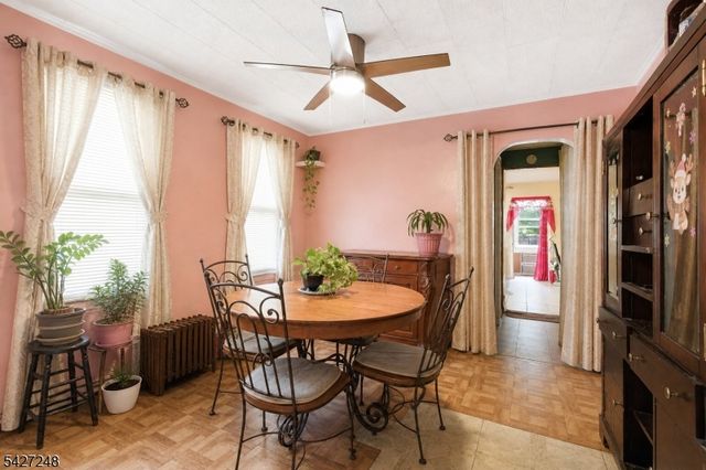 8 Horatio St, Newark City, NJ 07105