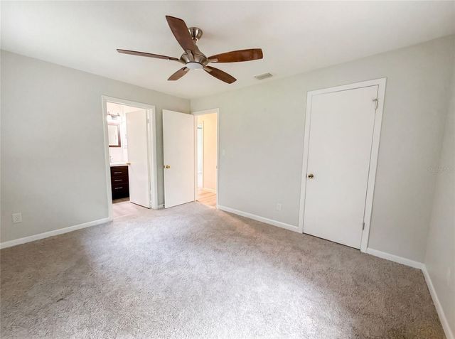2410 NE 3RD AVENUE, Ocala, FL 34470