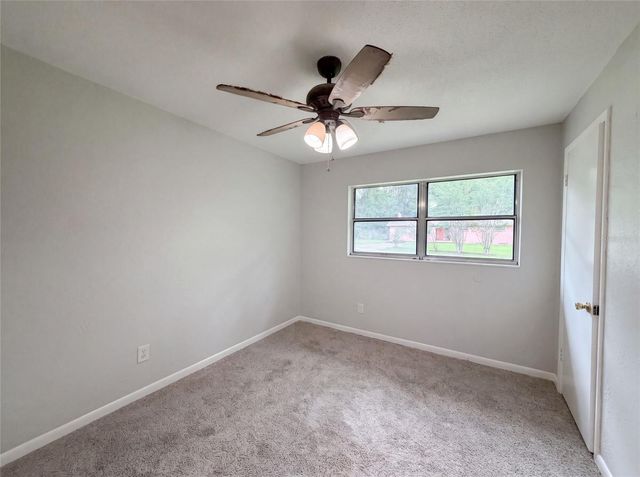 2410 NE 3RD AVENUE, Ocala, FL 34470