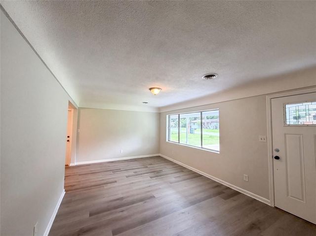 2410 NE 3RD AVENUE, Ocala, FL 34470