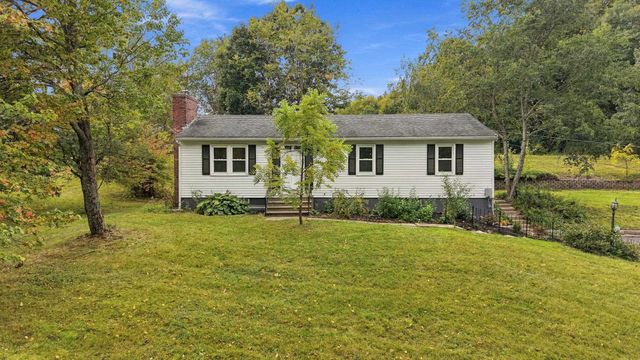 136 Haverhill Road, Chester, NH 03036