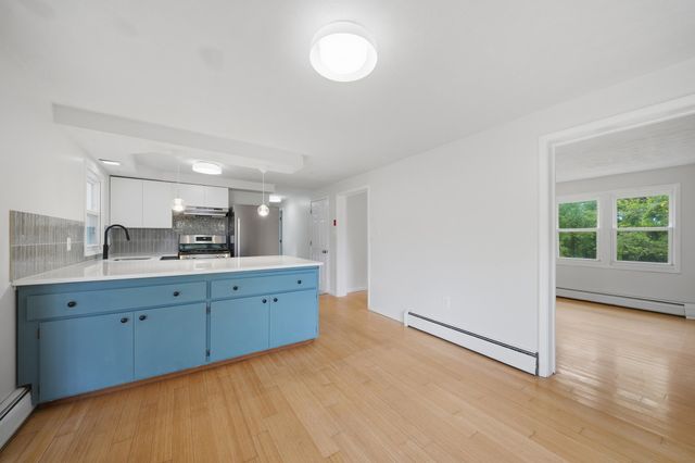 136 Haverhill Road, Chester, NH 03036