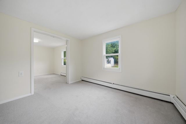 136 Haverhill Road, Chester, NH 03036