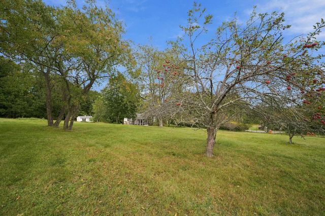 136 Haverhill Road, Chester, NH 03036