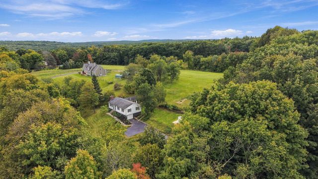 136 Haverhill Road, Chester, NH 03036