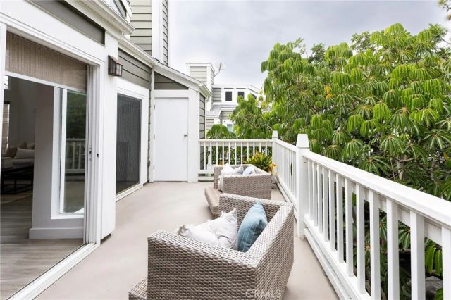 3010 Elmira 42, Costa Mesa, CA 92626