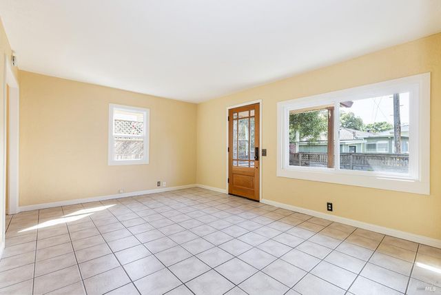 18090 Las Lomas Rd, Sonoma, CA 95476