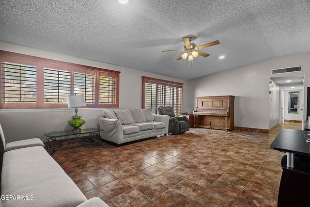 3111 ALTURA Avenue, El Paso, TX 79930