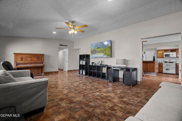 3111 ALTURA Avenue, El Paso, TX 79930