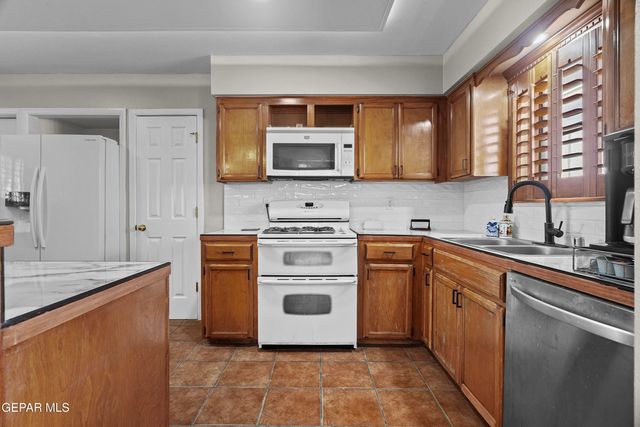 3111 ALTURA Avenue, El Paso, TX 79930