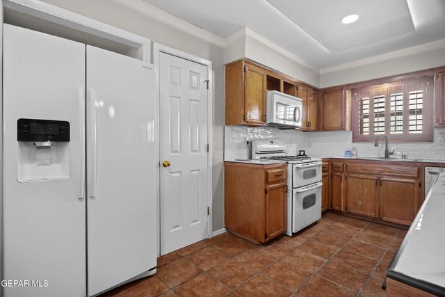 3111 ALTURA Avenue, El Paso, TX 79930