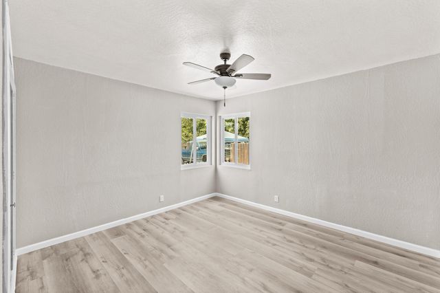 540 Welch Drive, Tulare, CA 93274