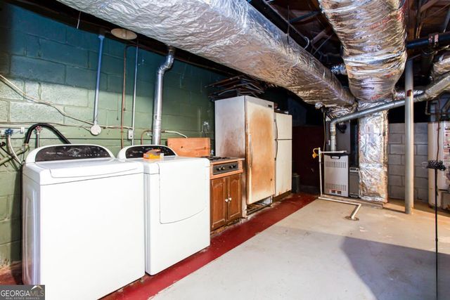 1460 Loch Lomond Trail SW, Atlanta, GA 30331