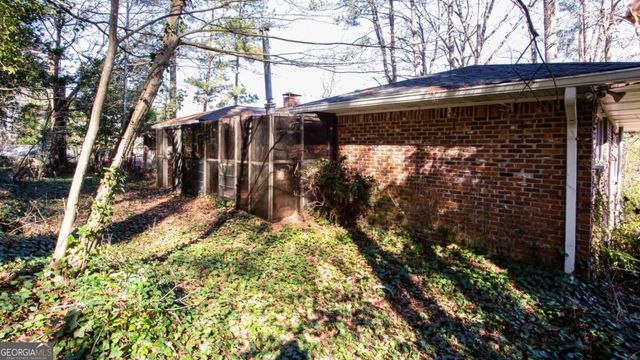 1460 Loch Lomond Trail SW, Atlanta, GA 30331