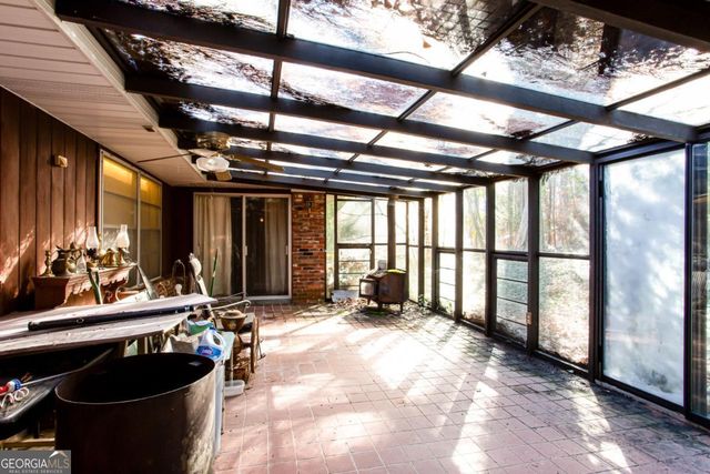 1460 Loch Lomond Trail SW, Atlanta, GA 30331