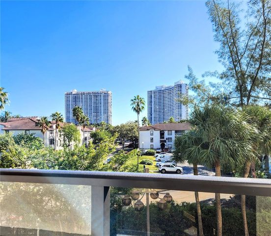 18151 NE 31st Ct 301, Aventura, FL 33160