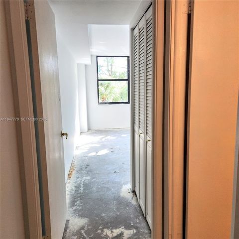 18151 NE 31st Ct 301, Aventura, FL 33160