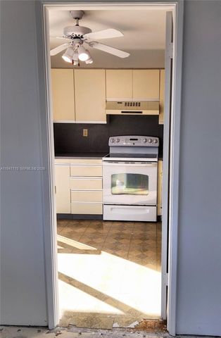 18151 NE 31st Ct 301, Aventura, FL 33160