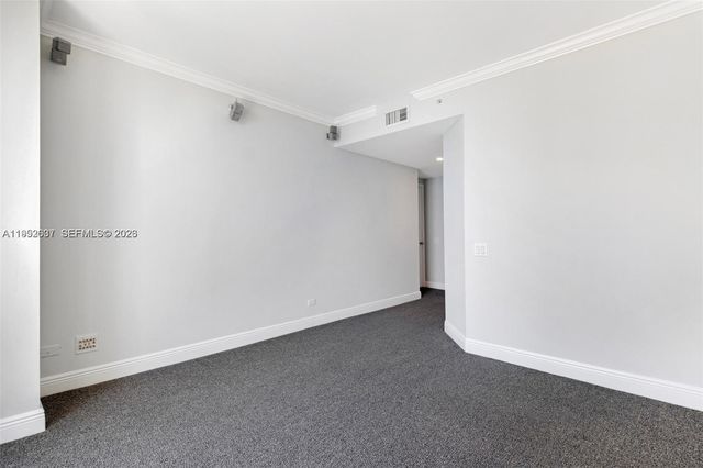 701 Brickell Key Blvd 2103, Miami, FL 33131