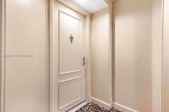 701 Brickell Key Blvd 2103, Miami, FL 33131