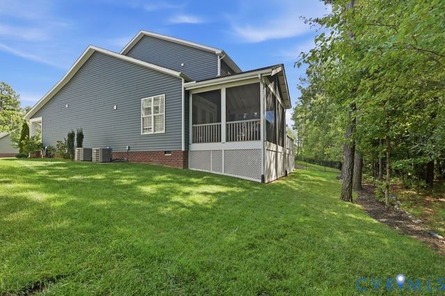 15625 Henningford Rd, Chesterfield, VA 23832