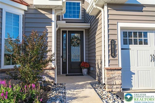 3814 Victors Way, Easton, PA 18045