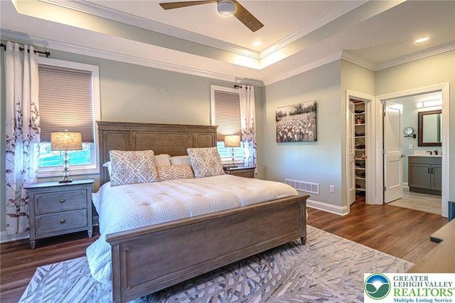 3814 Victors Way, Easton, PA 18045