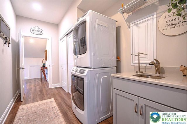 3814 Victors Way, Easton, PA 18045