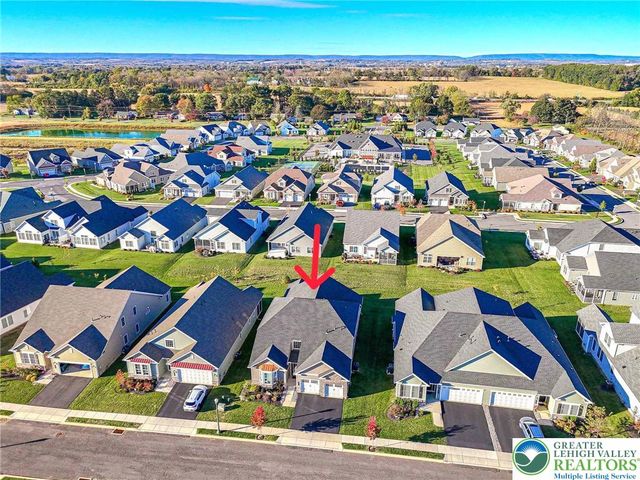 3814 Victors Way, Easton, PA 18045