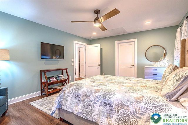 3814 Victors Way, Easton, PA 18045