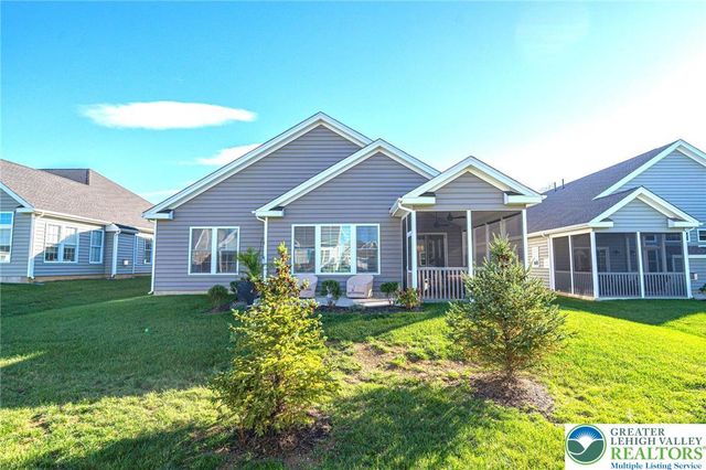 3814 Victors Way, Easton, PA 18045