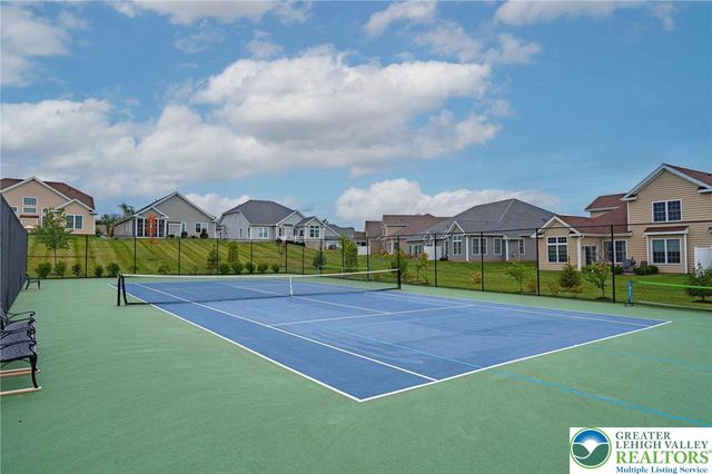 3814 Victors Way, Easton, PA 18045