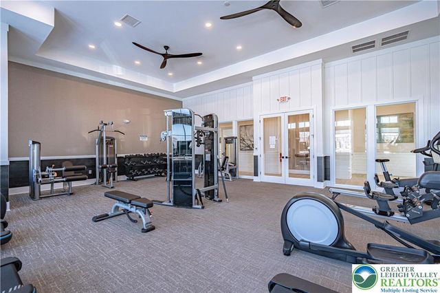 3814 Victors Way, Easton, PA 18045