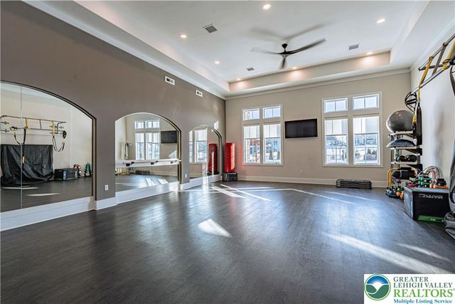 3814 Victors Way, Easton, PA 18045