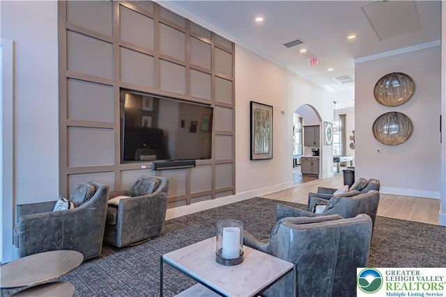 3814 Victors Way, Easton, PA 18045