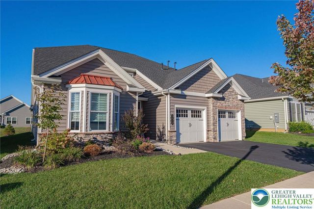 3814 Victors Way, Easton, PA 18045