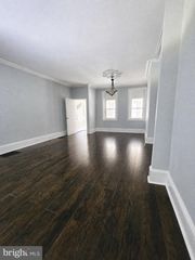 302 PENNINGTON AVE, Trenton, NJ 08618