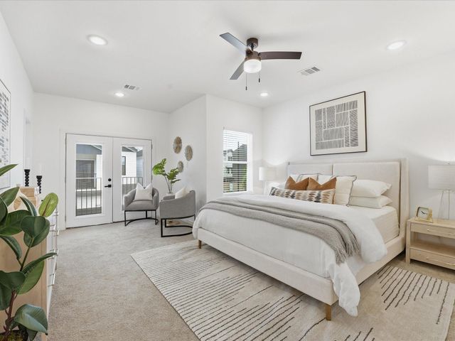 866 Rachel Street F-E, Houston, TX 77091