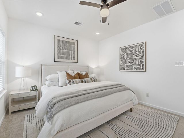 866 Rachel Street F-E, Houston, TX 77091