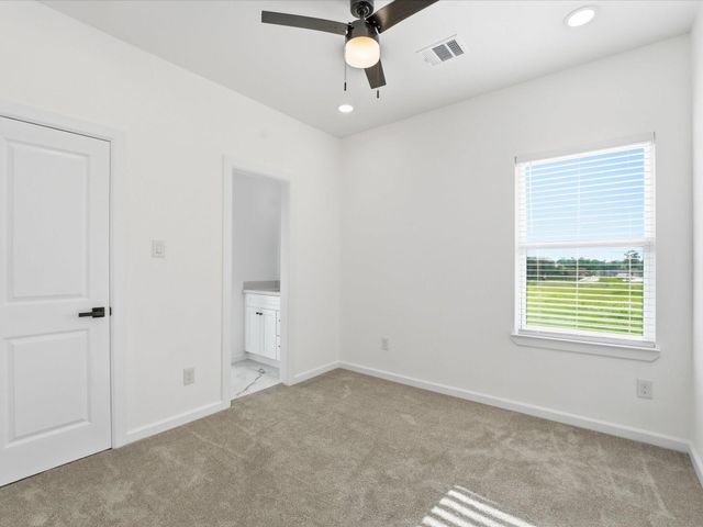 866 Rachel Street F-E, Houston, TX 77091