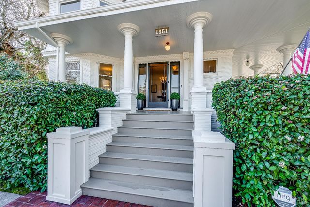 1651 Spring Mountain Rd, St. Helena, CA 94574