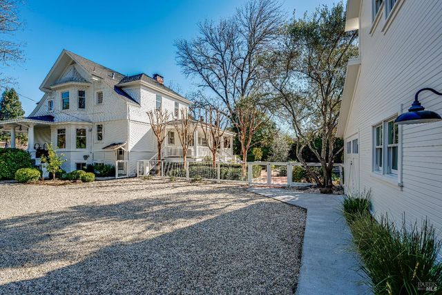 1651 Spring Mountain Rd, St. Helena, CA 94574