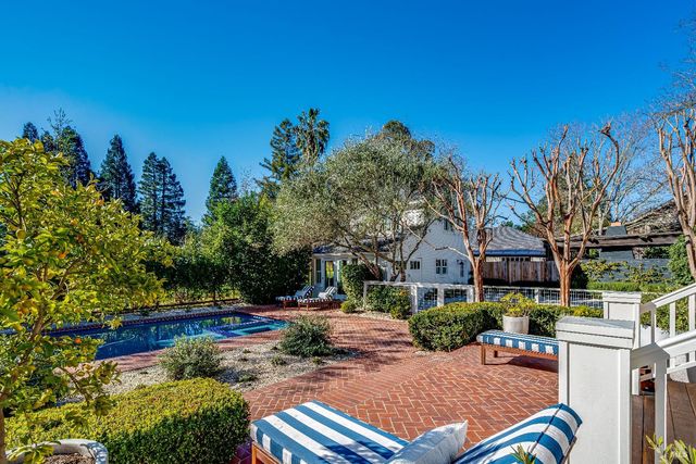 1651 Spring Mountain Rd, St. Helena, CA 94574