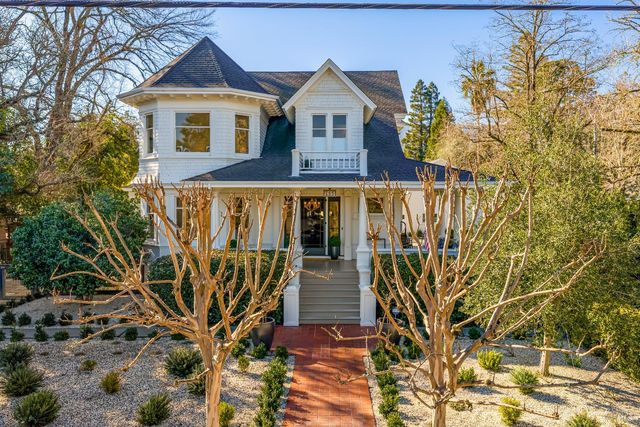 1651 Spring Mountain Rd, St. Helena, CA 94574