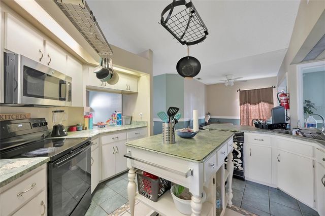 523 LITTLE LAKE COURT, Winter Haven, FL 33884