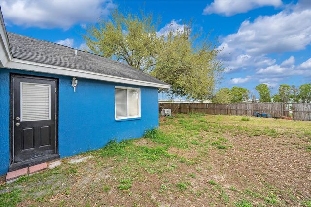 523 LITTLE LAKE COURT, Winter Haven, FL 33884