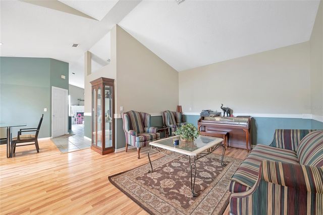 523 LITTLE LAKE COURT, Winter Haven, FL 33884