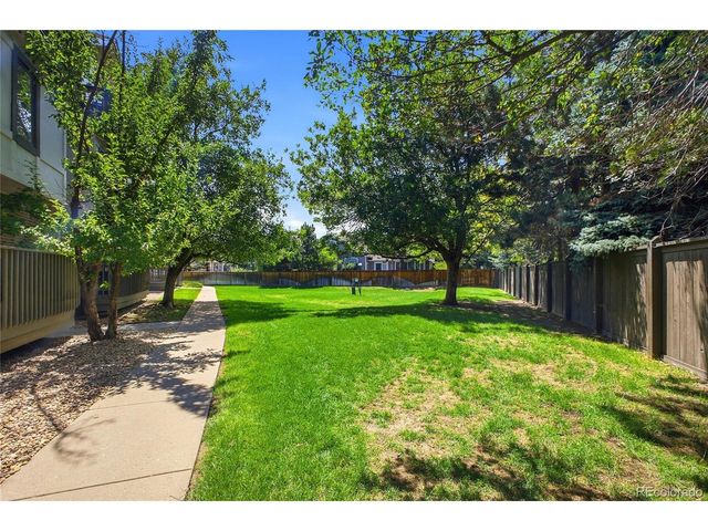 6405 S Dayton St 306, Englewood, CO 80111