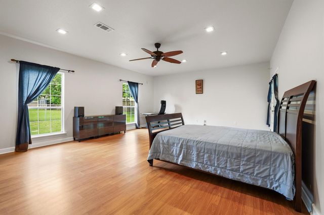 813 S Andrews Street, Sherman, TX 75090