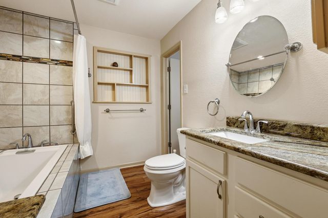 813 S Andrews Street, Sherman, TX 75090
